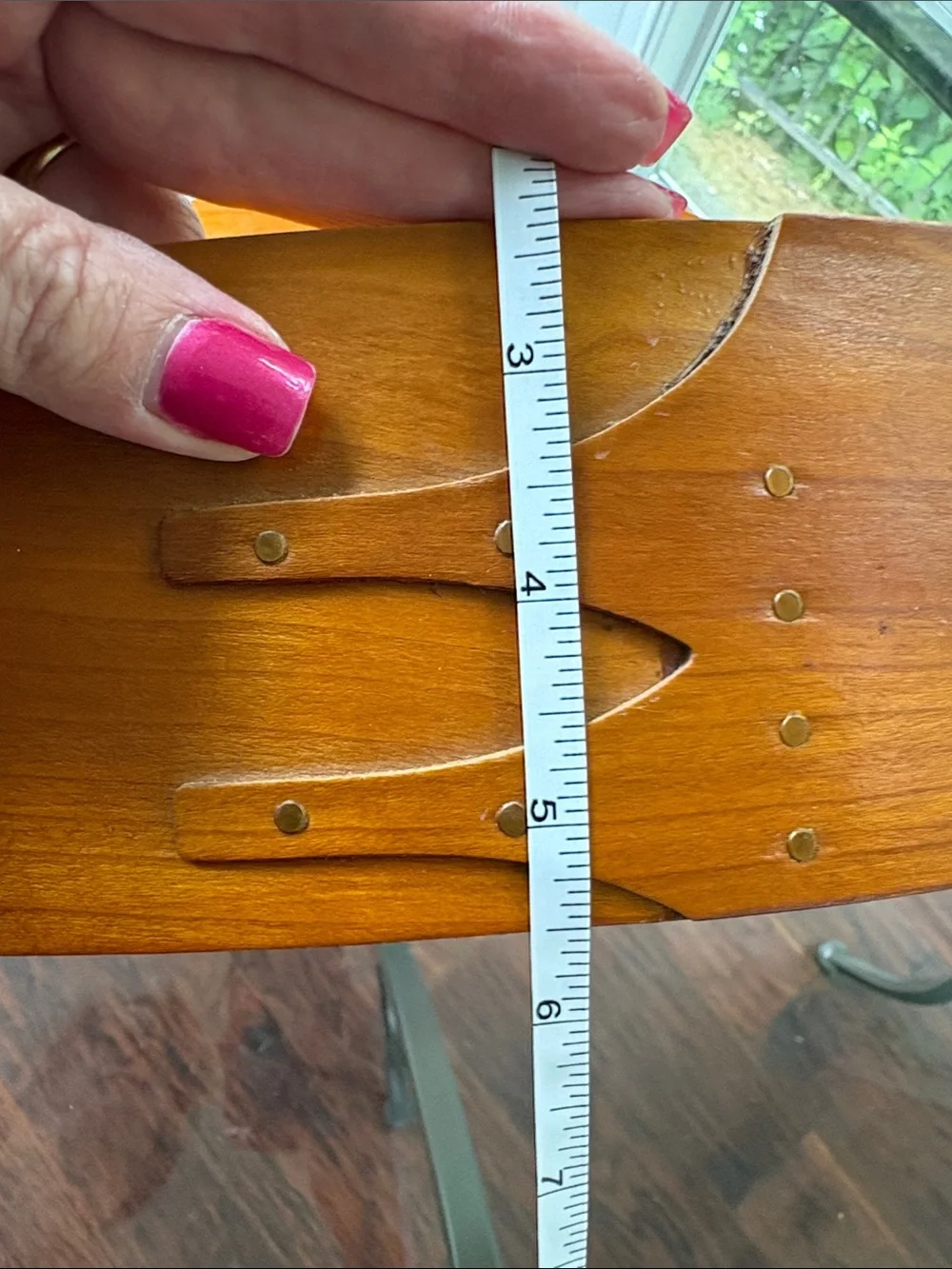 VTG Classic Shaker-Style Oval Wooden Divided Carrier Tray